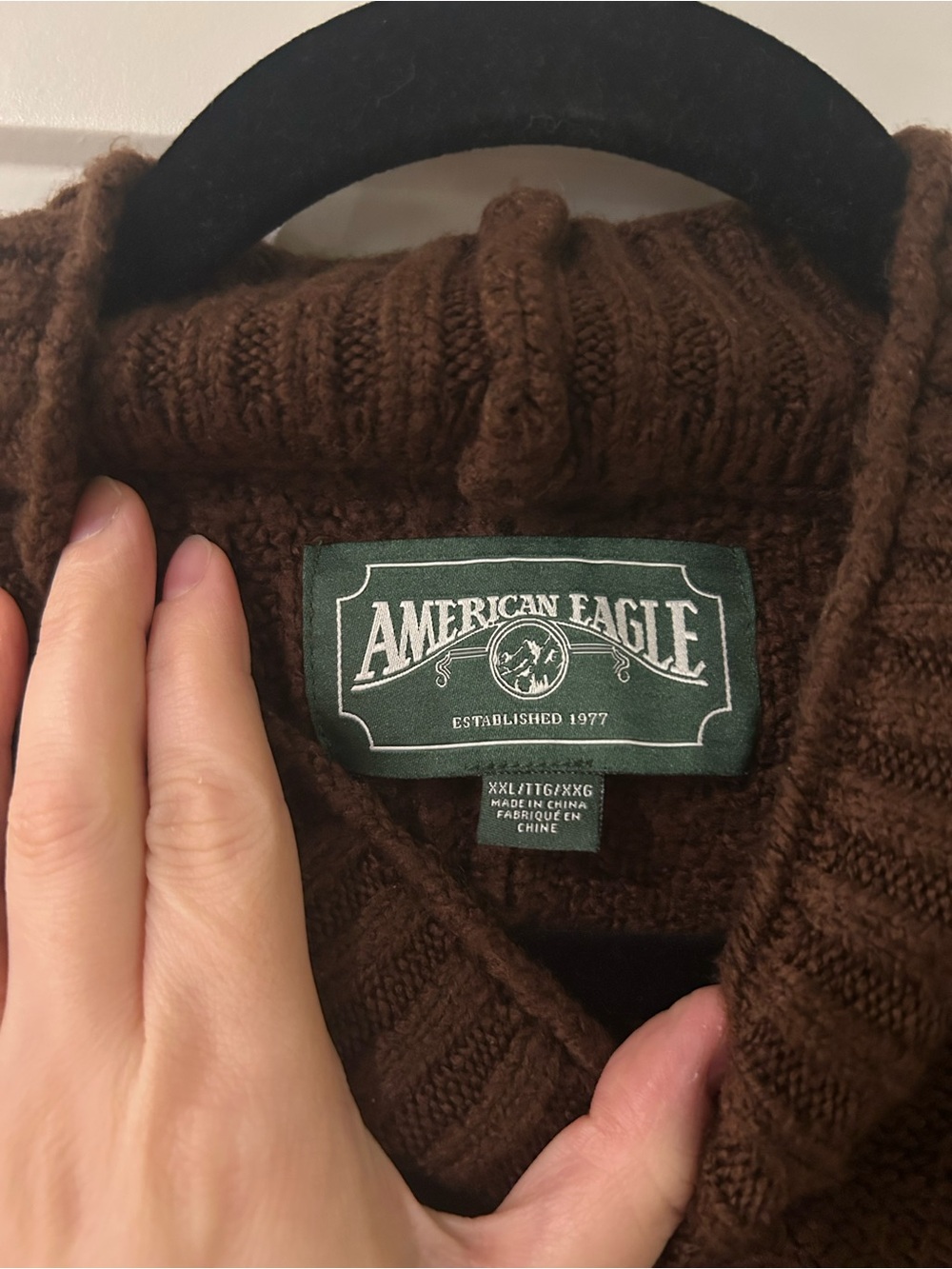 American Eagle Outfitters Brown Cable Patchwork Crewneck Sweater - Picture 2 of 2